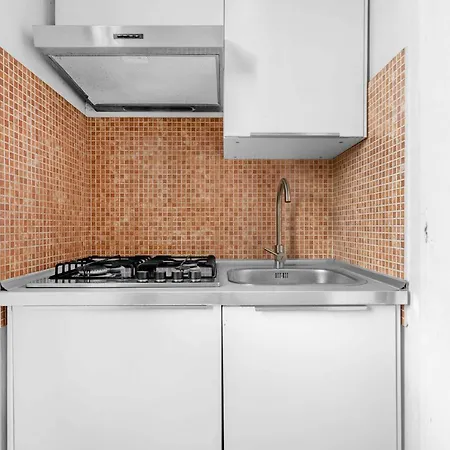 Mi8 -10 Minutes From The Duomo- Large Apartment-3